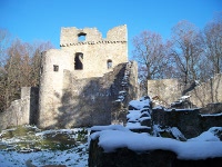 Burgruine Krnburg. Nur ca. 800 m vom Feriendorf entfernt.