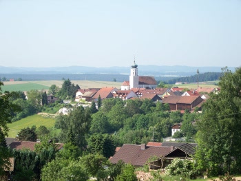 Blick auf Stamsried unterhalb vom Feriendorf 