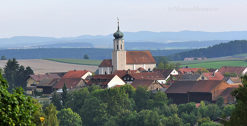 Blick auf Stamsried und in Richtung des Regentales.