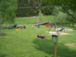 Kirchbachaue in Stamsried mit Spielplatz Kirchbachaue in Stamsried mit Spielplatz